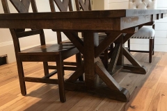 2_table-chairs