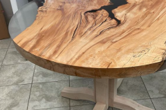Round-table-Epoxy-